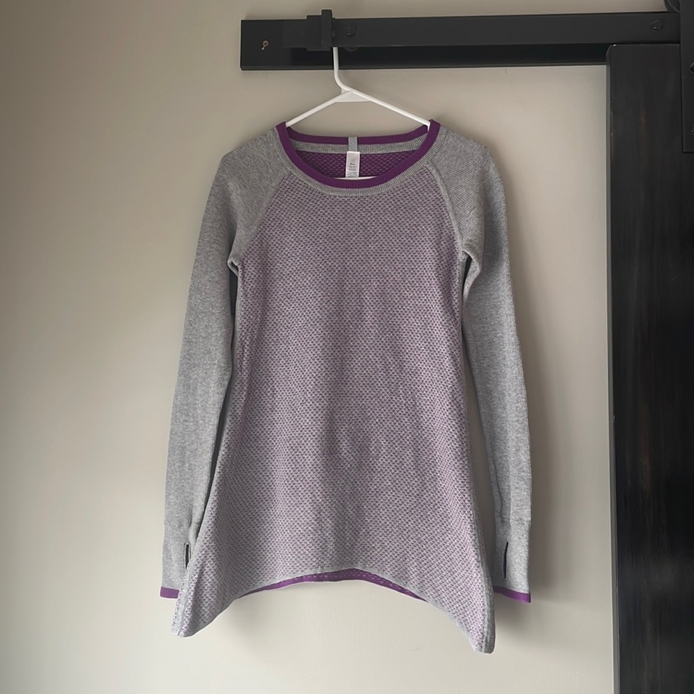 Ivivva cotton sweater. Size 14